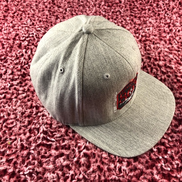 Men’s Anacapa 805 Flexfit Hat - Picture 7 of 7